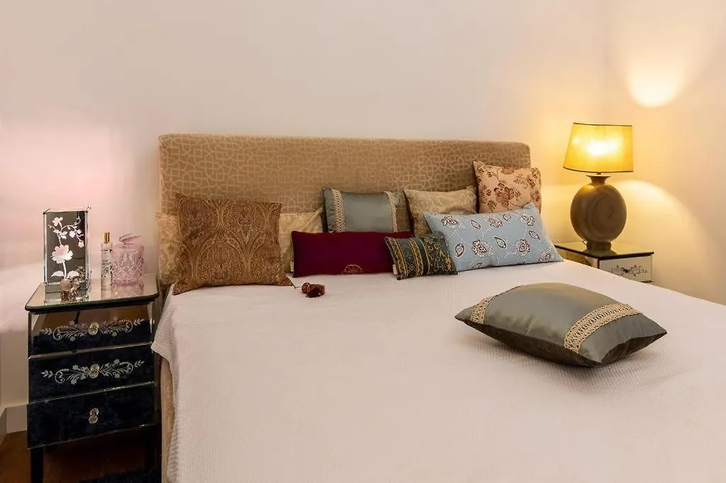 Luxury Apartment In The Center Of Tbilisi Georgia 0*,